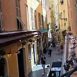 Charming Apartment In Vieux Nice
