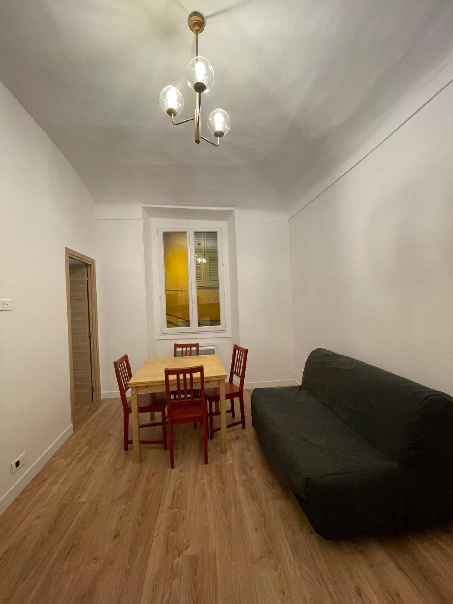Apartment Charming In Vieux Nice